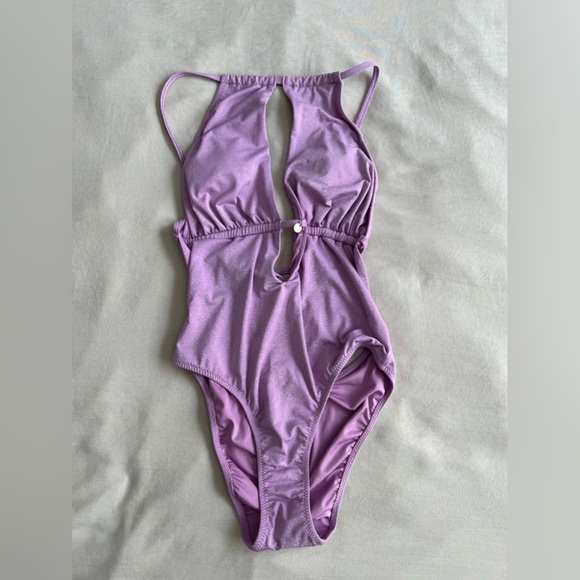 Victorias Secret Swim One Piece - Picture 1 of 3